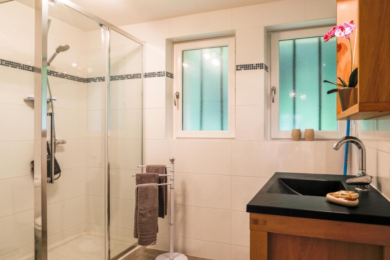 Country House - La Charbonniere Villa Continvoir ภายนอก รูปภาพ