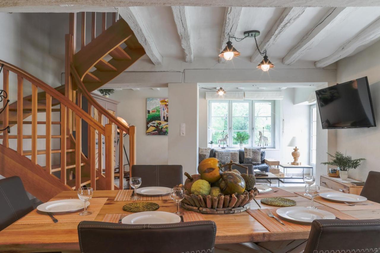 Country House - La Charbonniere Villa Continvoir ภายนอก รูปภาพ